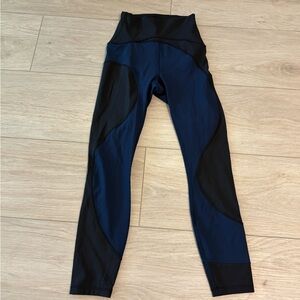 Lululemon Athleta Leggings size 4